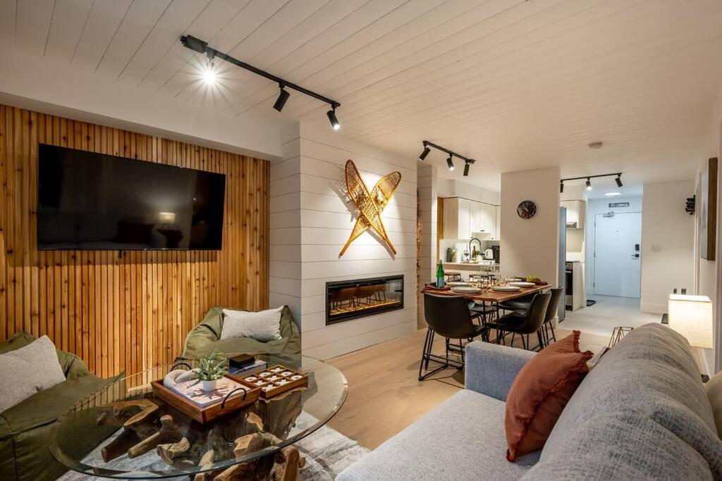 Powder & Pines Luxury Suite Whistler Luaran gambar