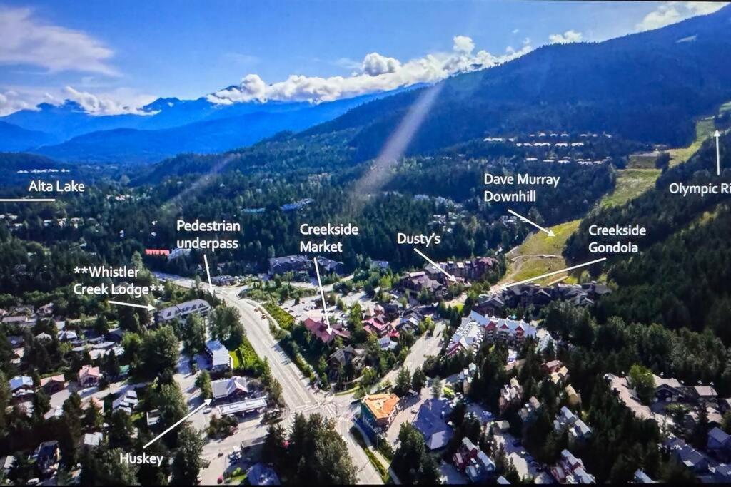 Powder & Pines Luxury Suite Whistler Luaran gambar